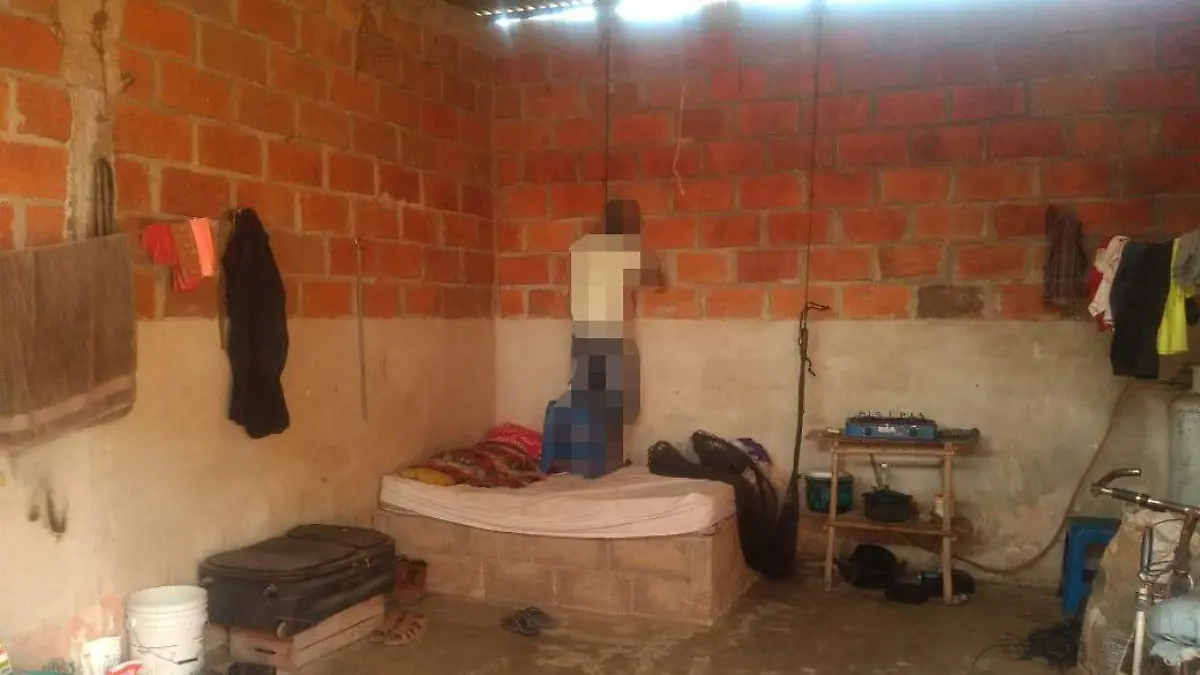 viejito de ahorca copia