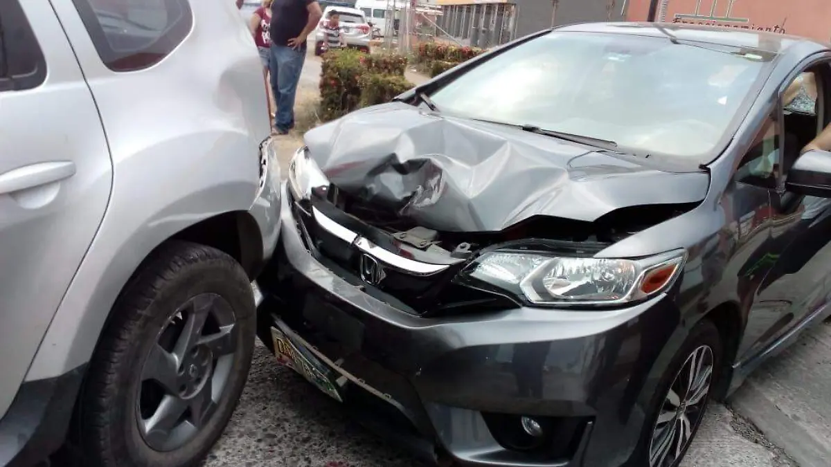accidente } (10)