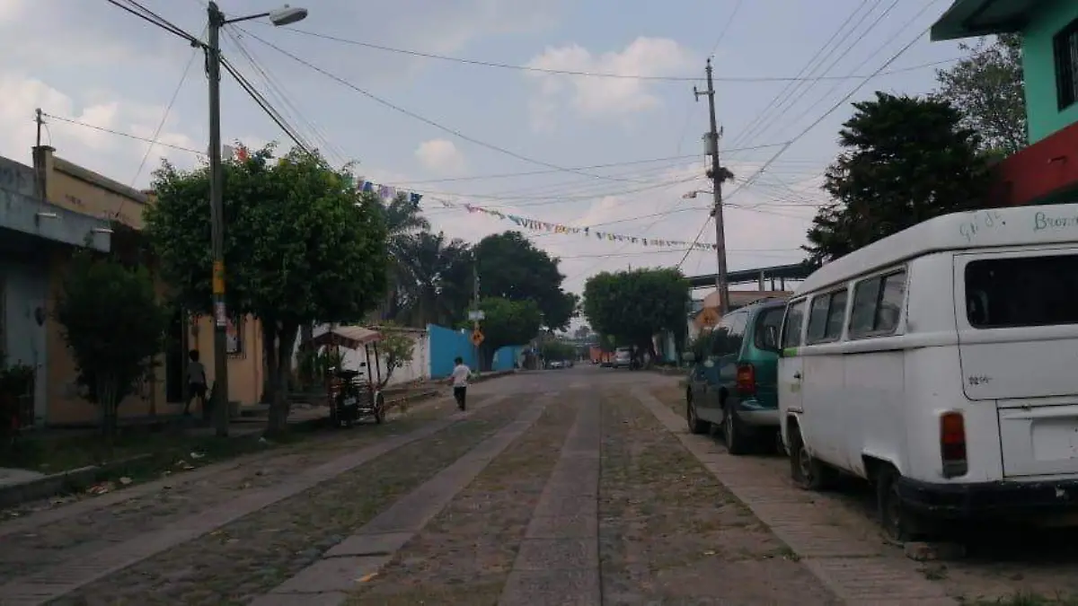 ENTRARON A ROBARLE (2)