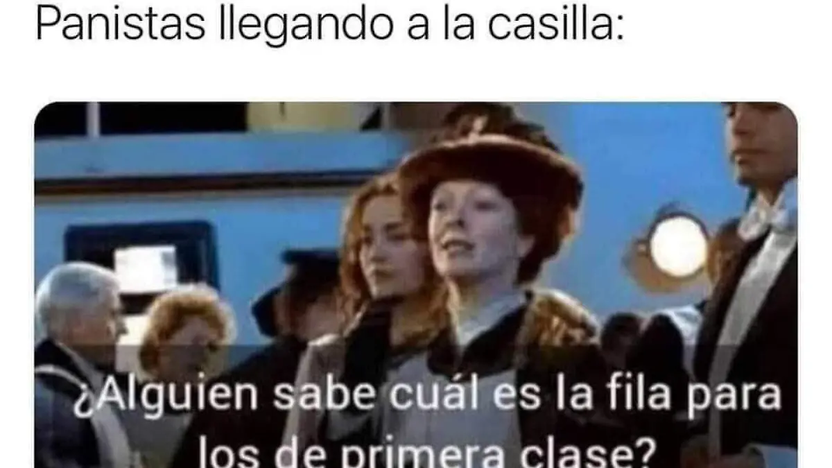 Panistas llegando a la casilla