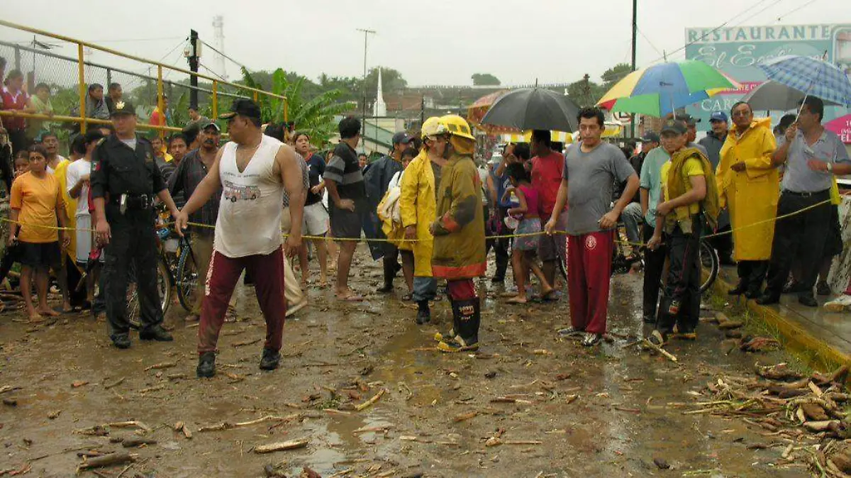 PUENTE FRAMBOYANES DESAPARECIDO
