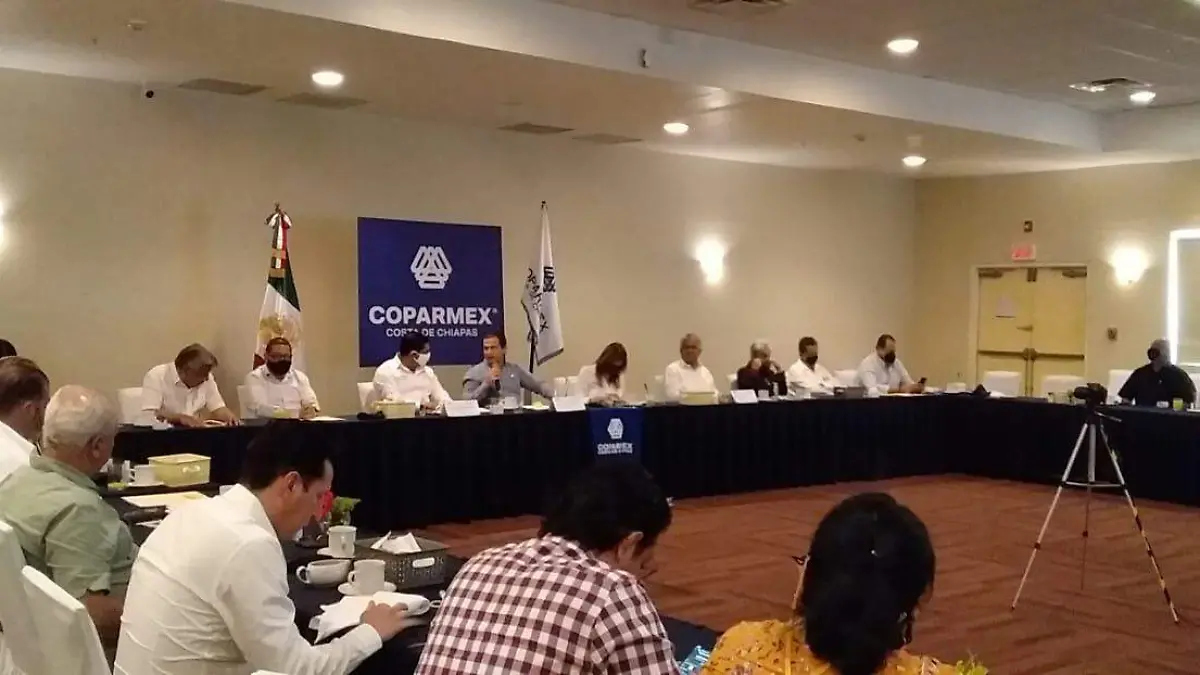 Candidatos de Tapachula firman Manifiesto México de la Cparmex