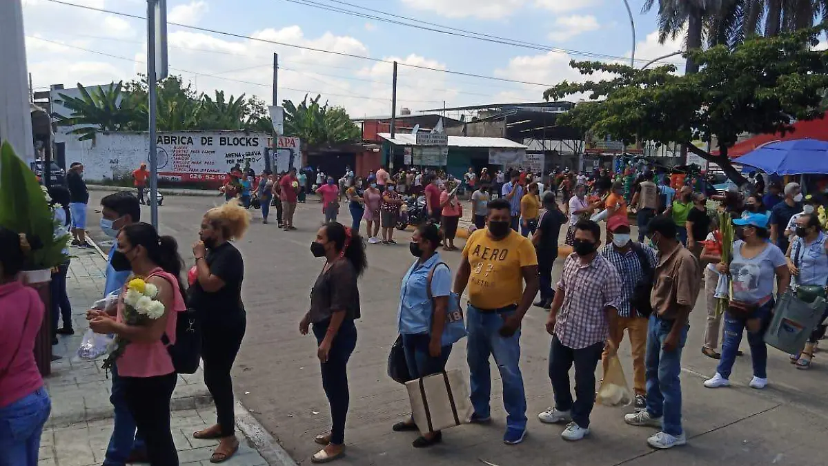 familias abarrotan panteones 1 