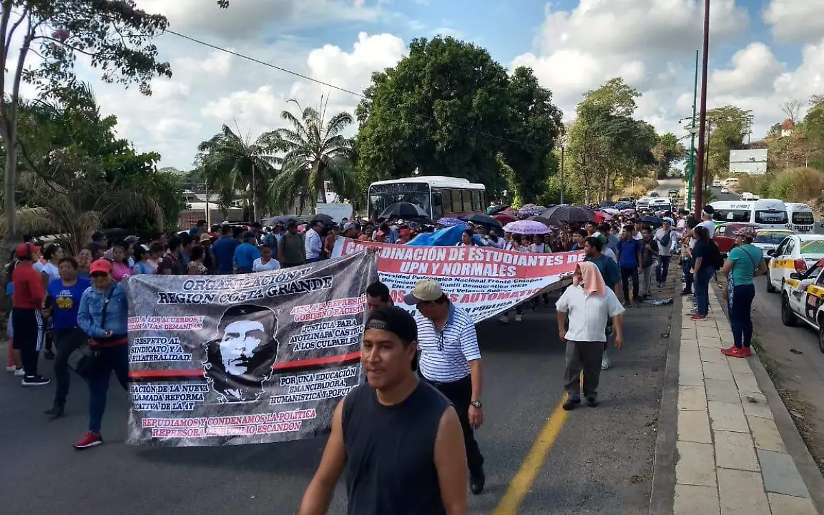 MARCHA MAESTROS TAPACHULA