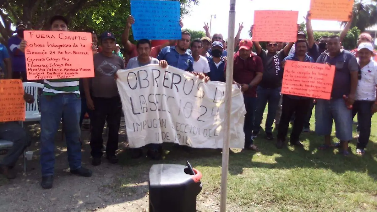 Obreros del ingenio de Huixtla se manifiestan