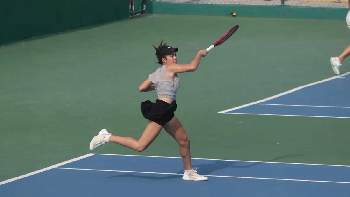 Marianne Ángel González