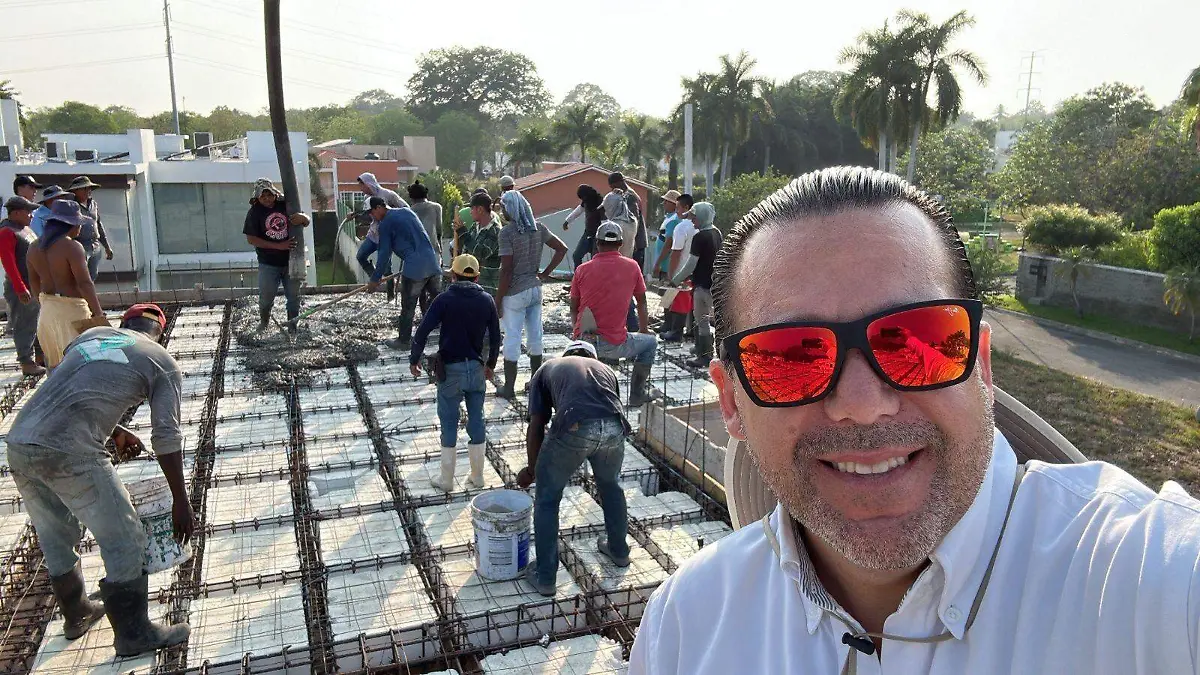 Arq. Mayco trabajando