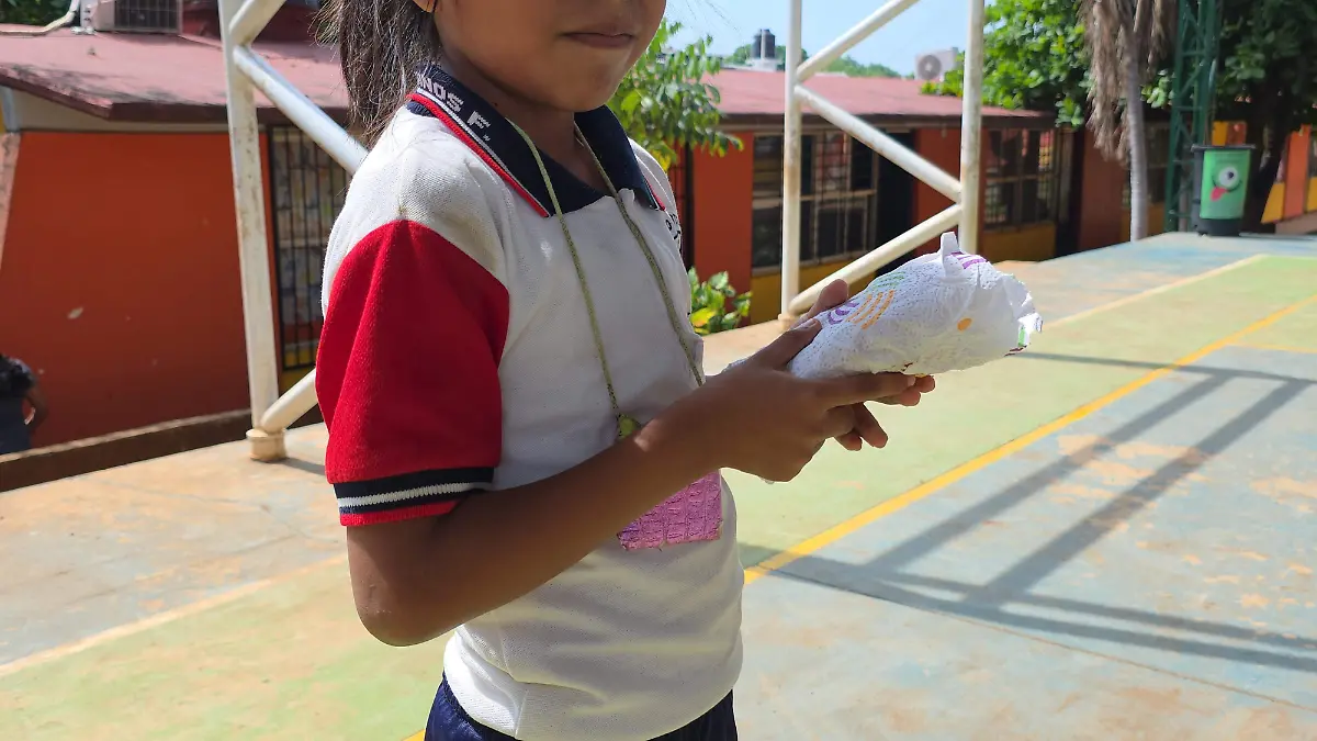 Niña con buena alimentación 