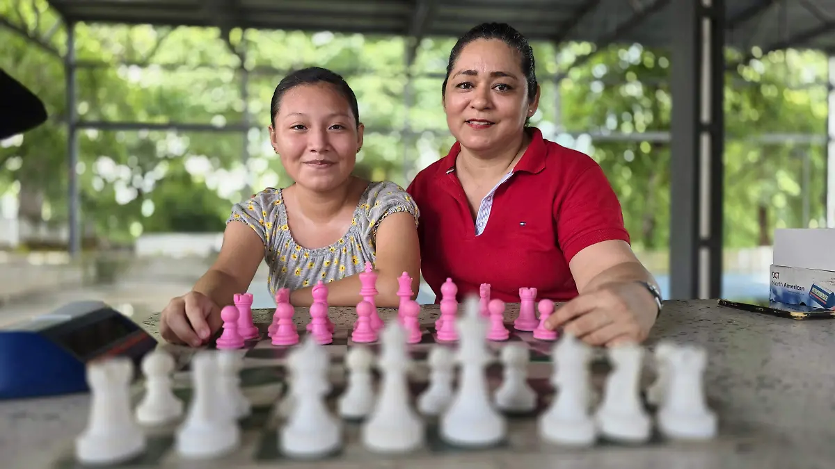 Estudiante tapachulteca representará a Chiapas en torneo nacional de ajedrez