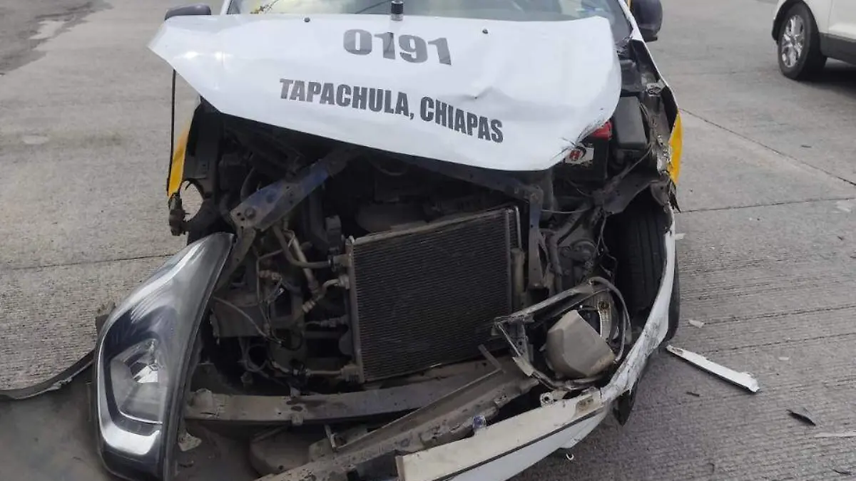 taxi chocado