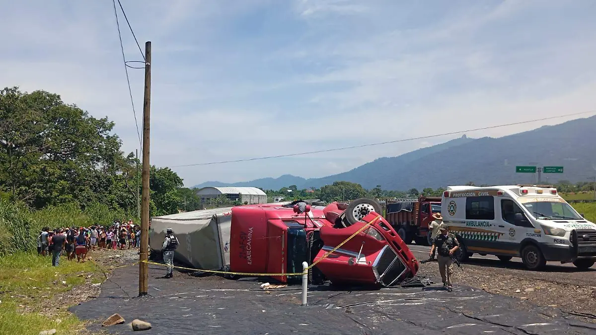 trailer accidentado