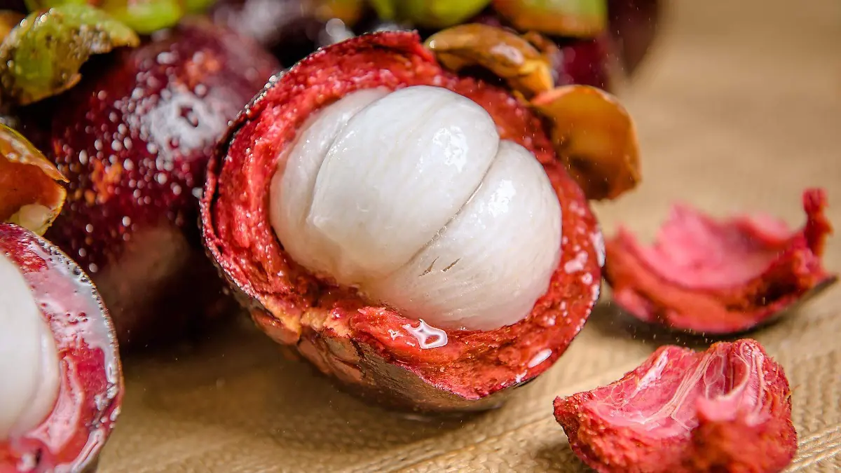 Mangostán fruta
