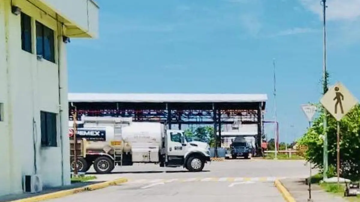 Pipas transporte de gasolina