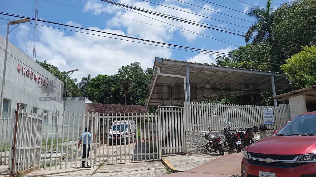 Fachada hospital Huixtla (1)