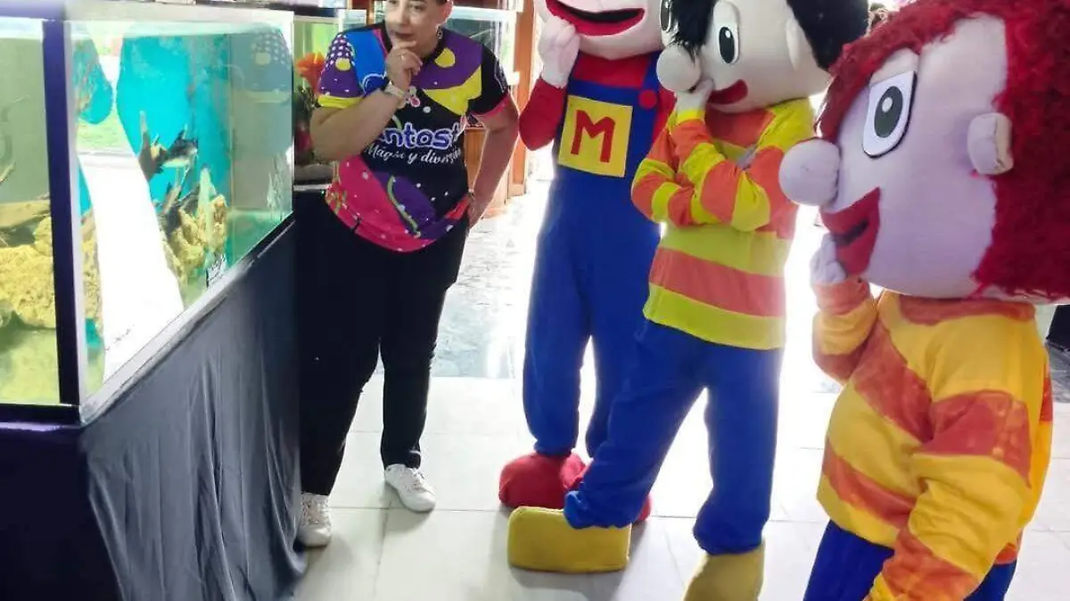 Beto personaje en acuario