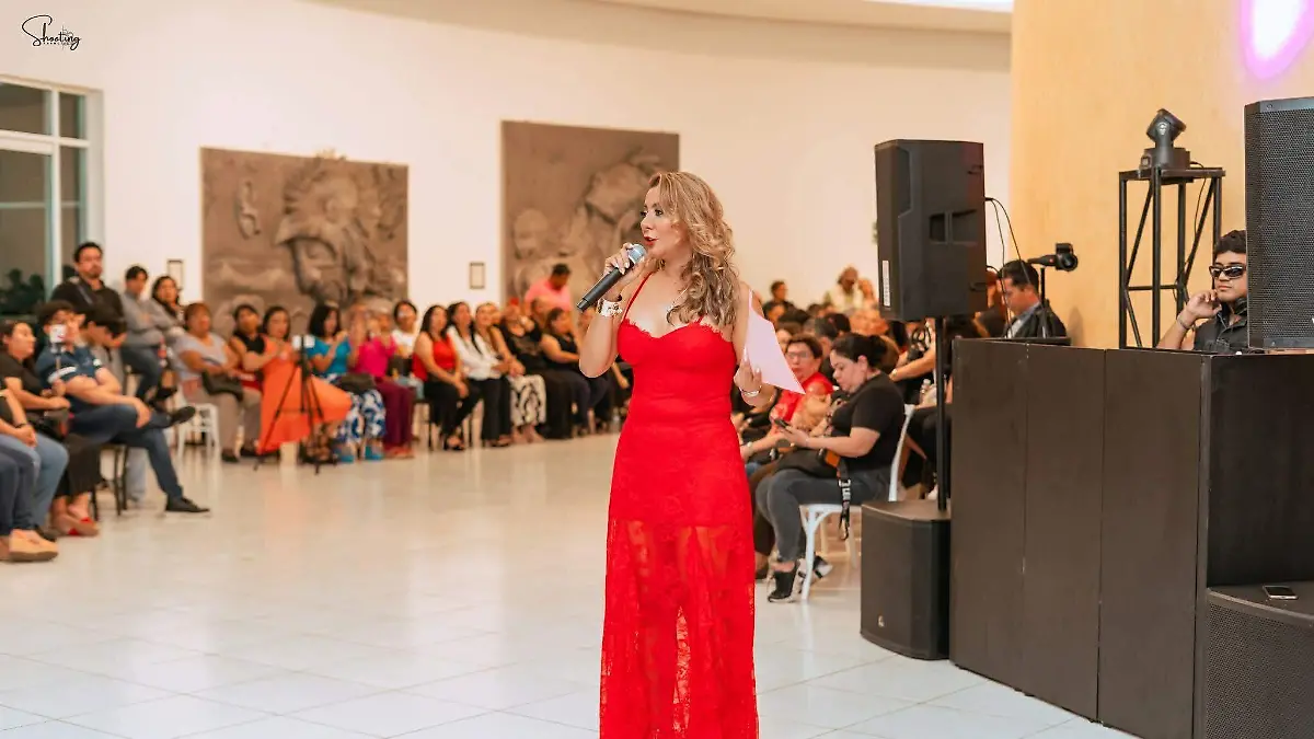 PEREZ 10 LA FOTO ESTELAR