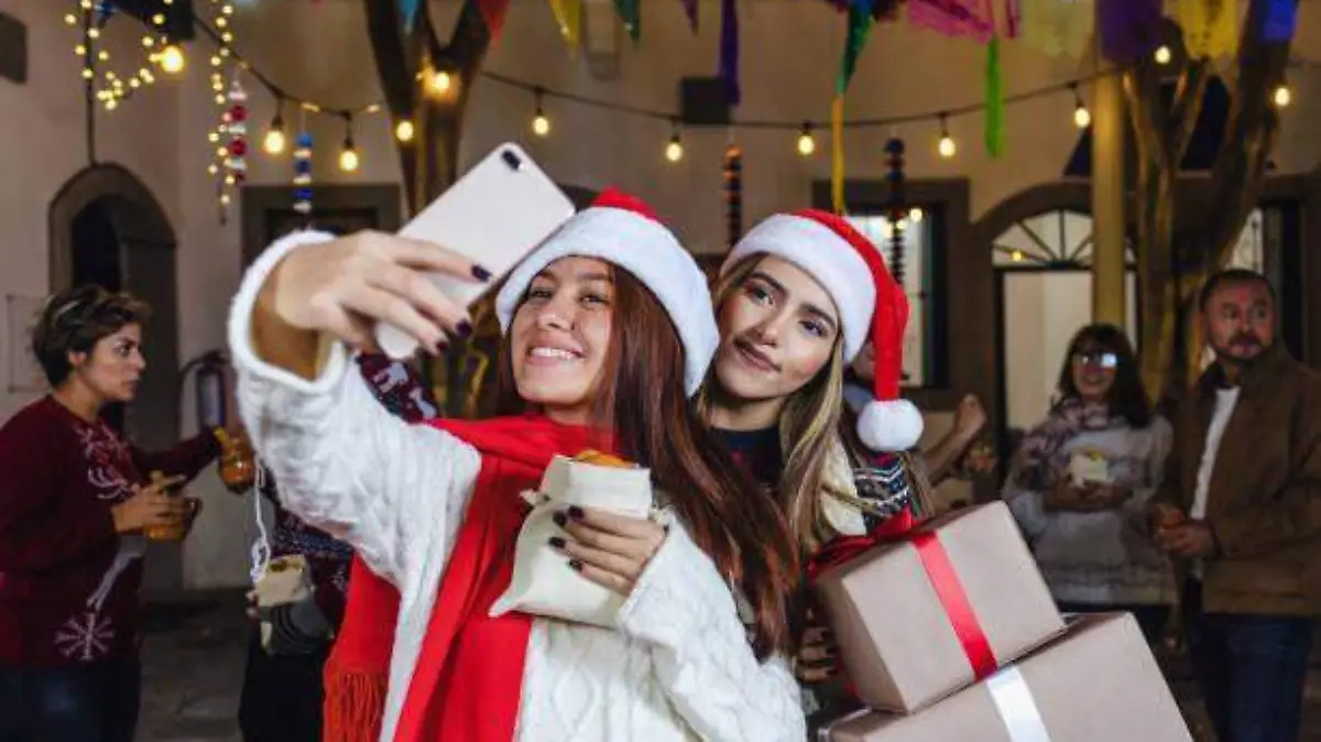 istockphoto-1752282650-612x612