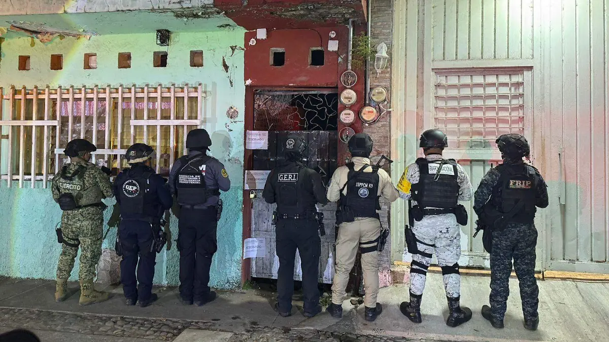 f2b1c588-809d-4501-9843-72bdbeeaa256