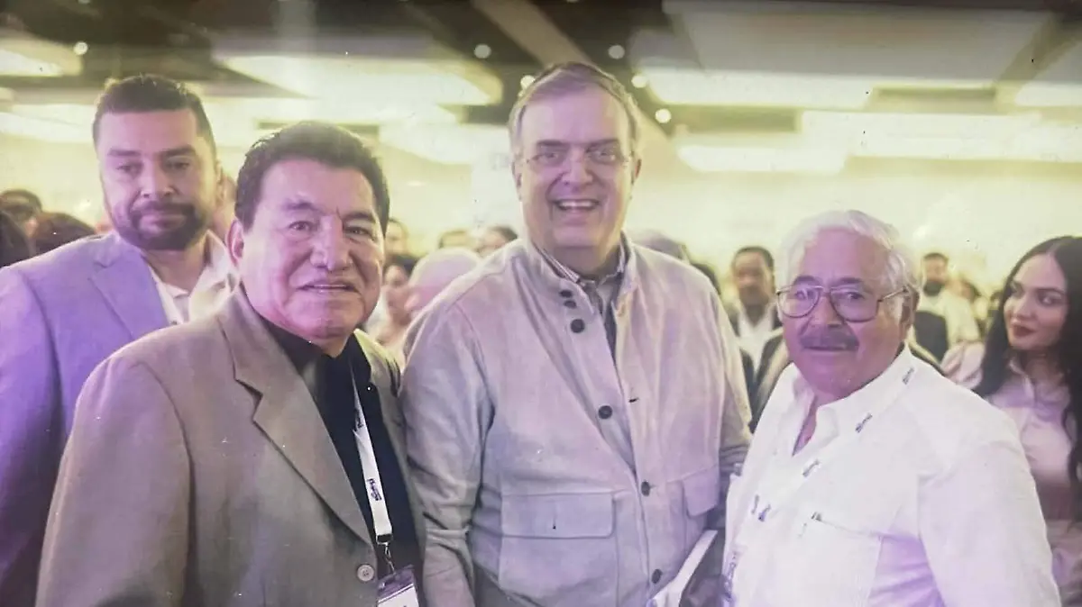 ALVARADO 6 PERSONAJES