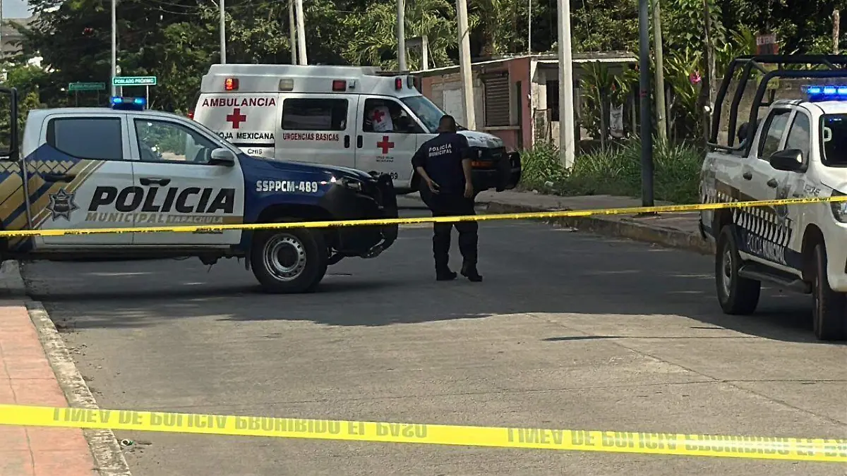 patrullas y ambulancia