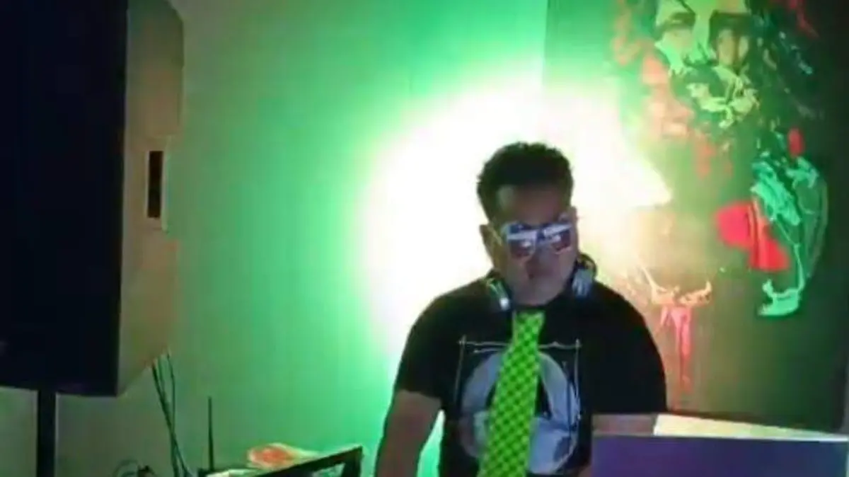 9d4558c3-0f11-4c8f-b99d-6b1efd3df8e6