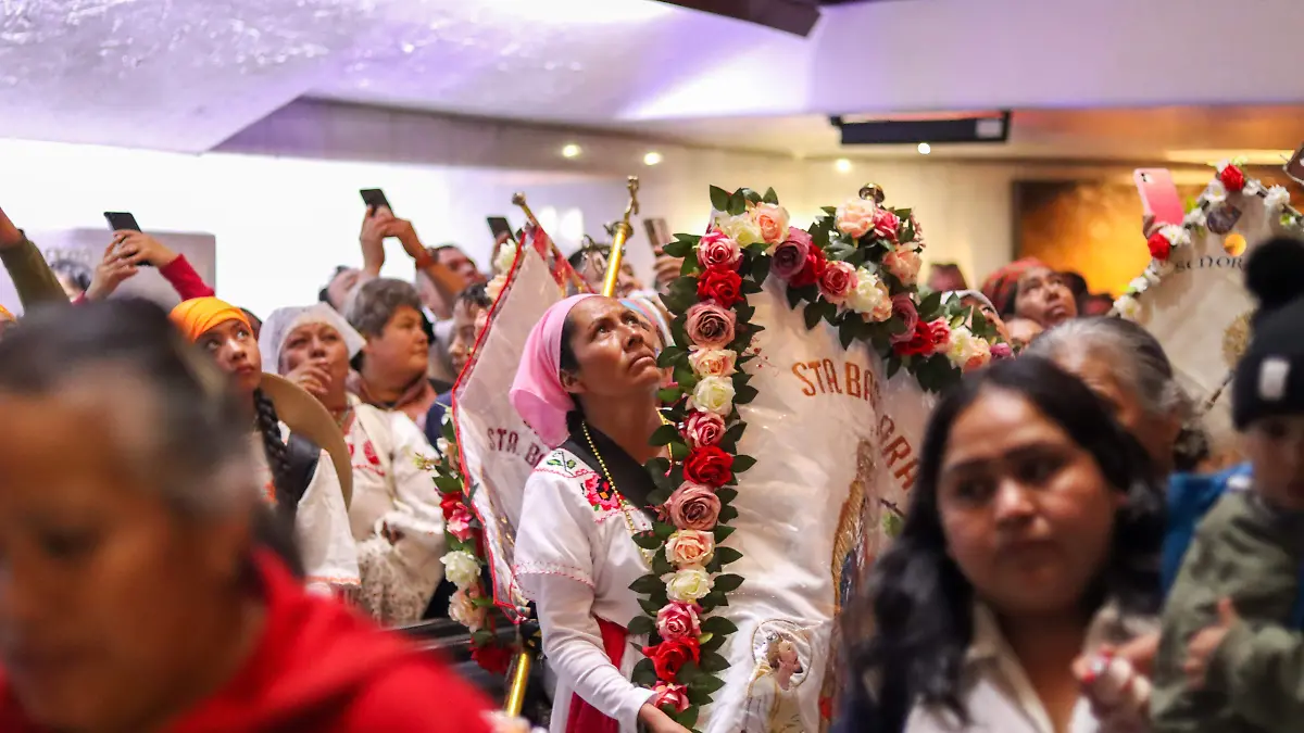 240728_LLEGADA PEREGRINAS A LA BASILICA_IS-10