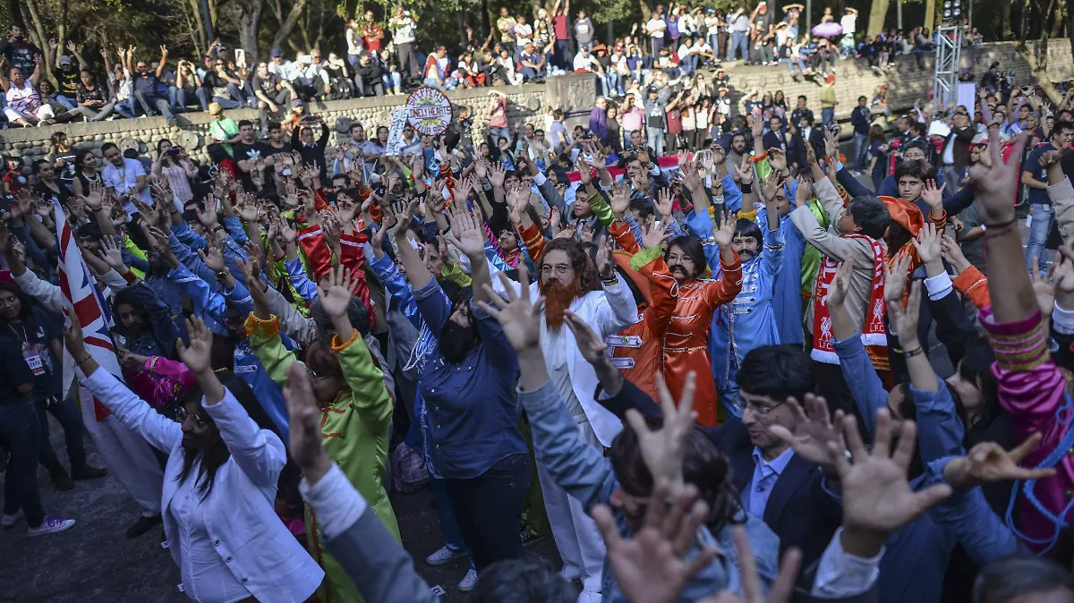 531254_Récord Guiness The Beatles-13_impreso