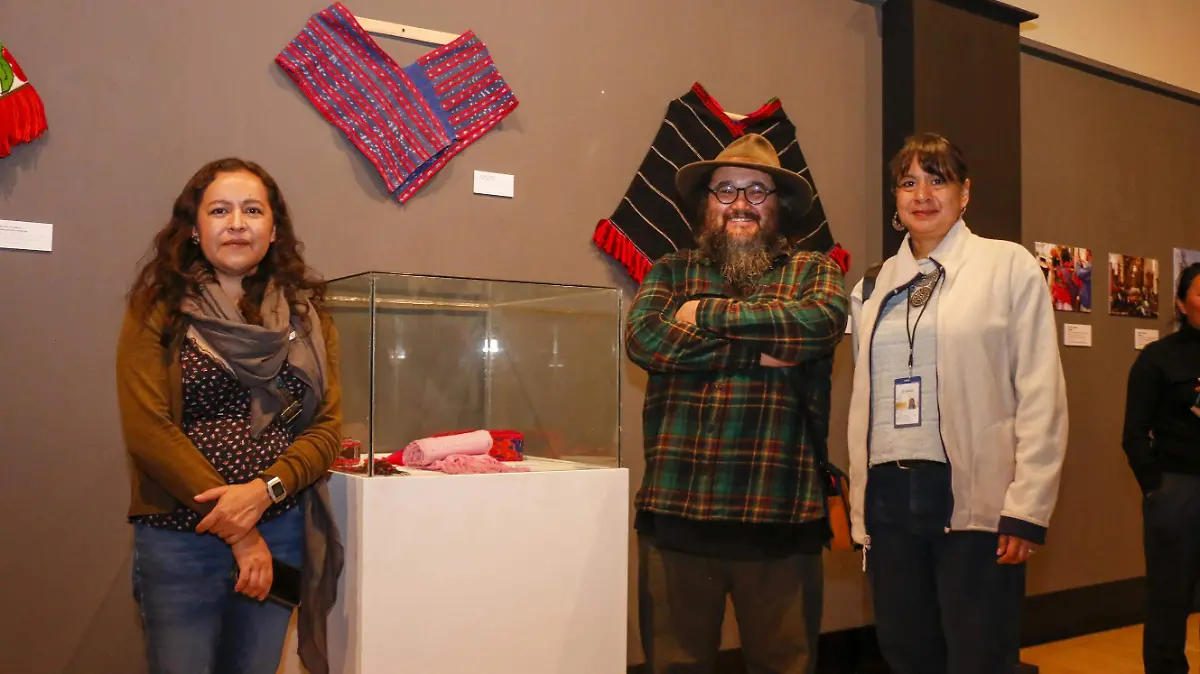 GOS_EXPO_INVESTIGADORES
