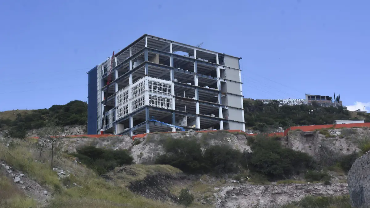 CONSTRUCCION