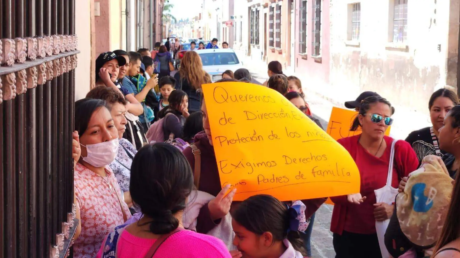 mANIFESTACIÓN