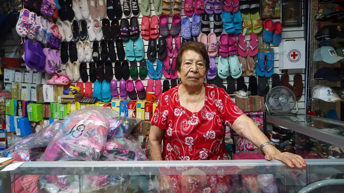 EL MERCADO (SRA. MARIA)