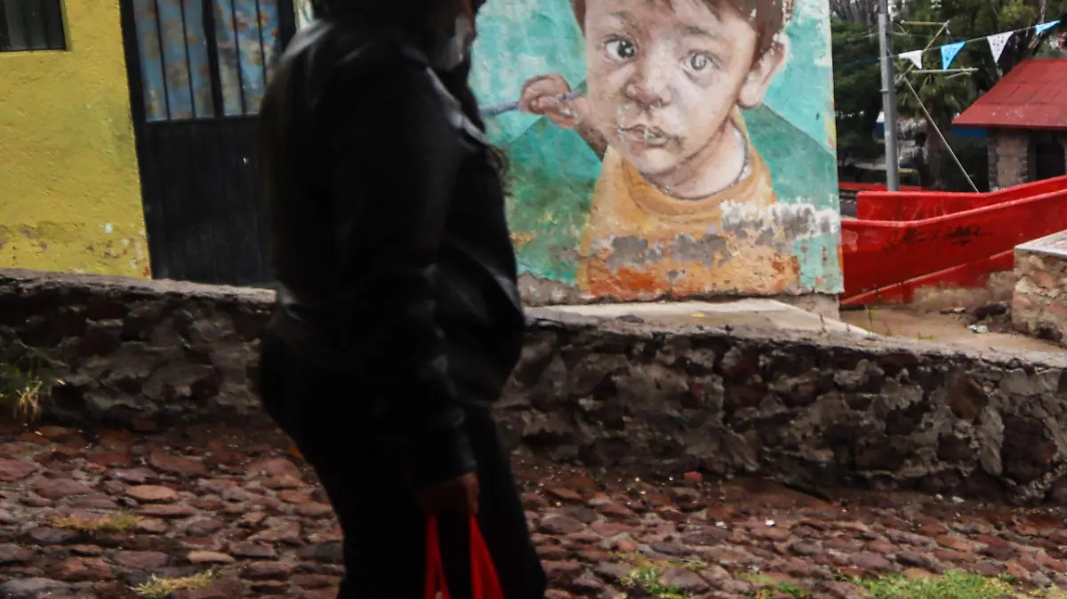 231216_SANDRA DA COMIDA A MIGRANTES_MM_2