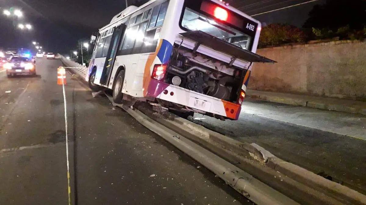 c45e8b58-4cf0-4d5b-bfaf-962627e4cd61