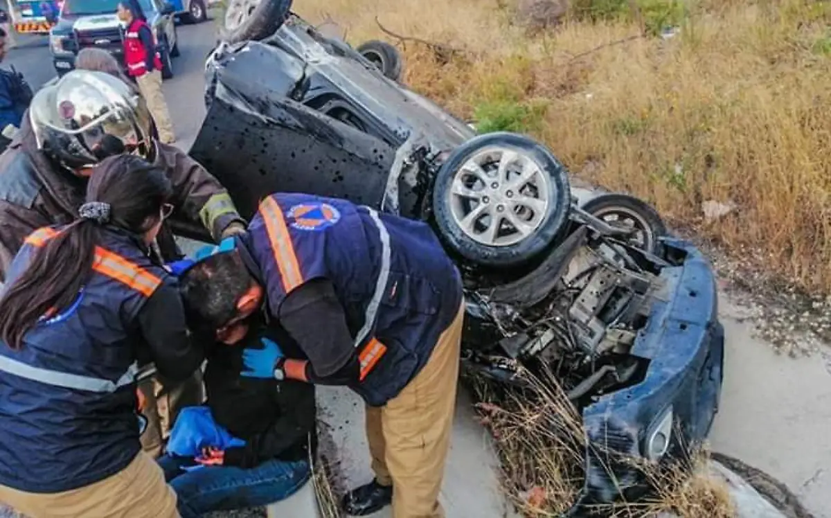 volcadura Paseo Centenario