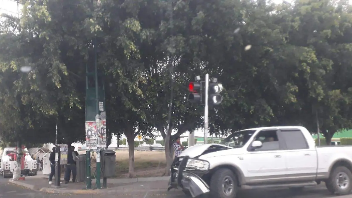 eff79bd6-9a7e-48c0-995c-b1a4be49bb3f