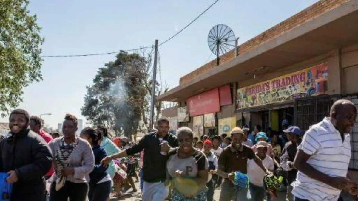 ola de agrsiones en sudáfrica