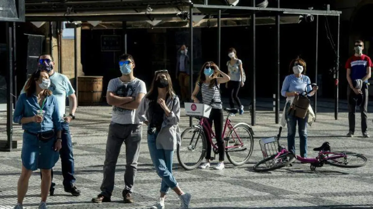 9760731e8ea473299f52d64296038e5d8f2d84d6