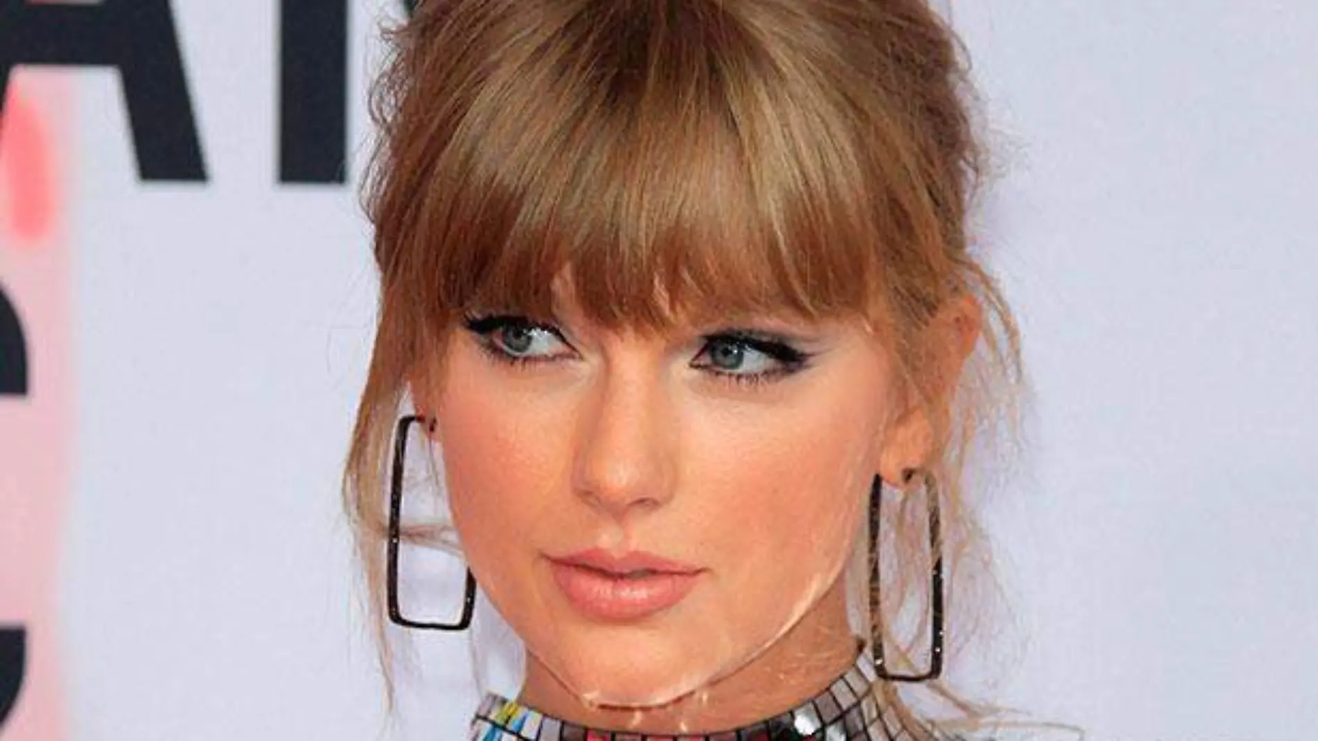 Taylos-Swift