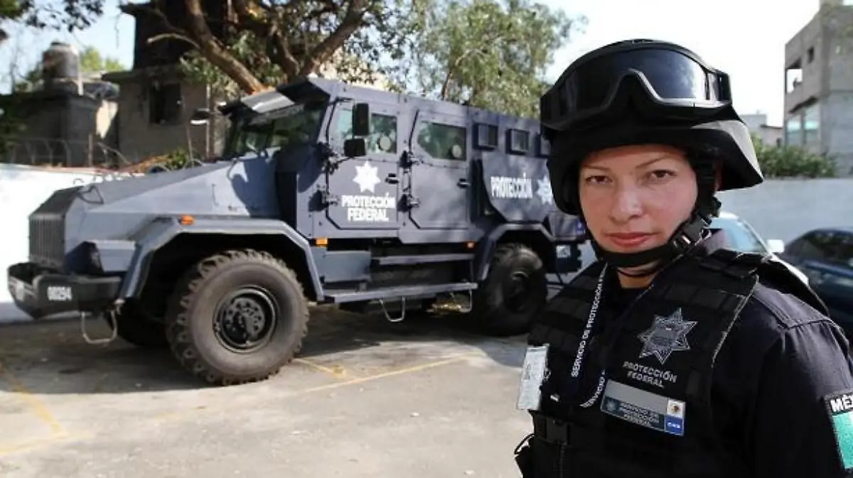 VEHÍCULO BLINDADO MAMUT