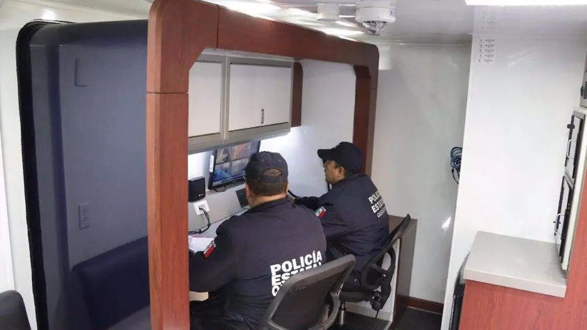 Monitorean seguridad de AMLO C4