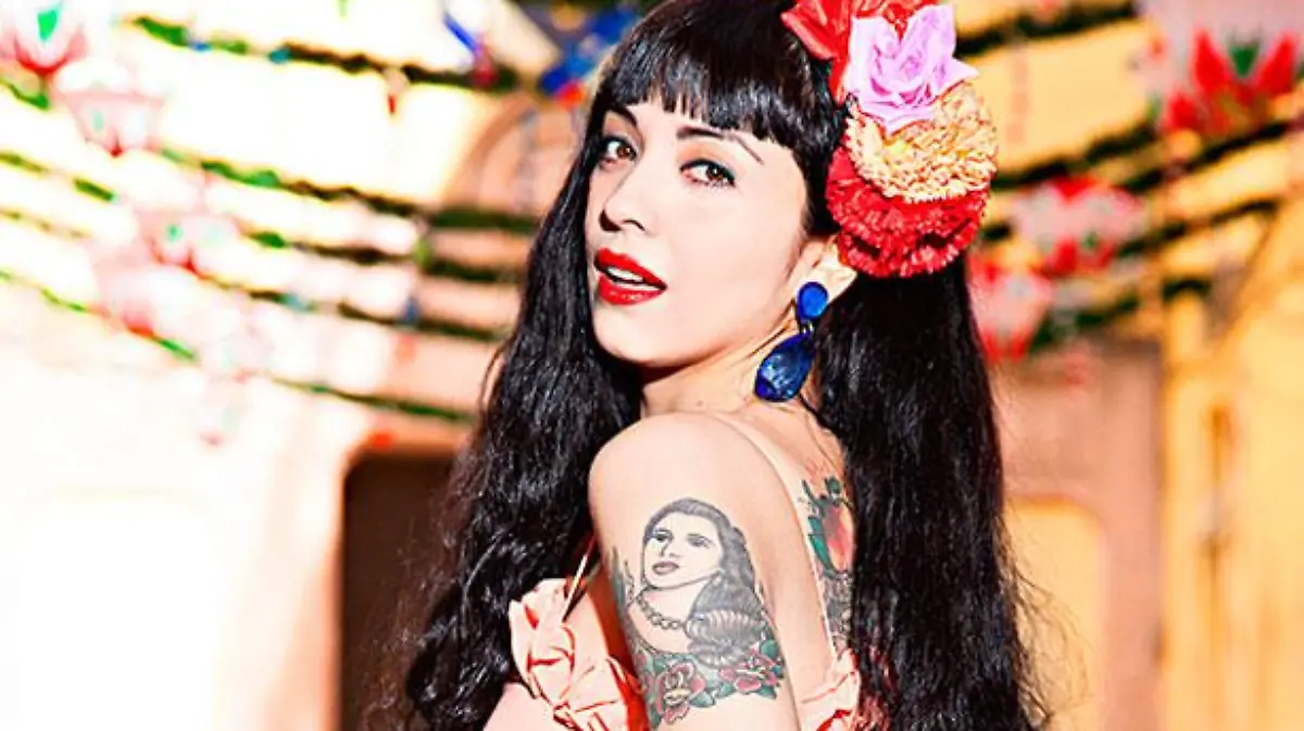 mon-laferte