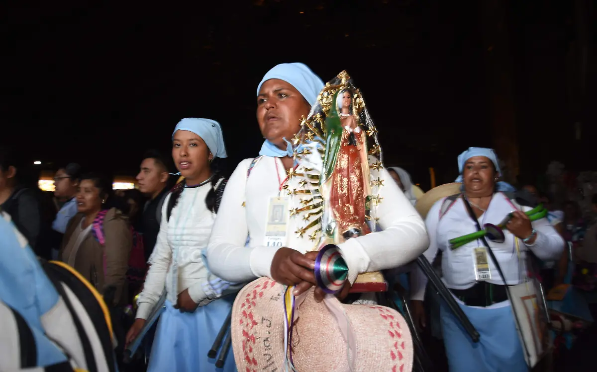 CARGANDO SUS FIGURAS