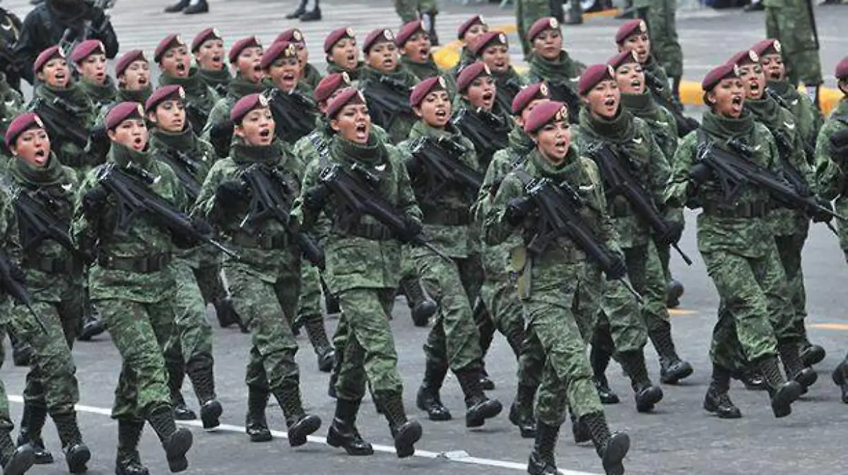 mujeres-militares