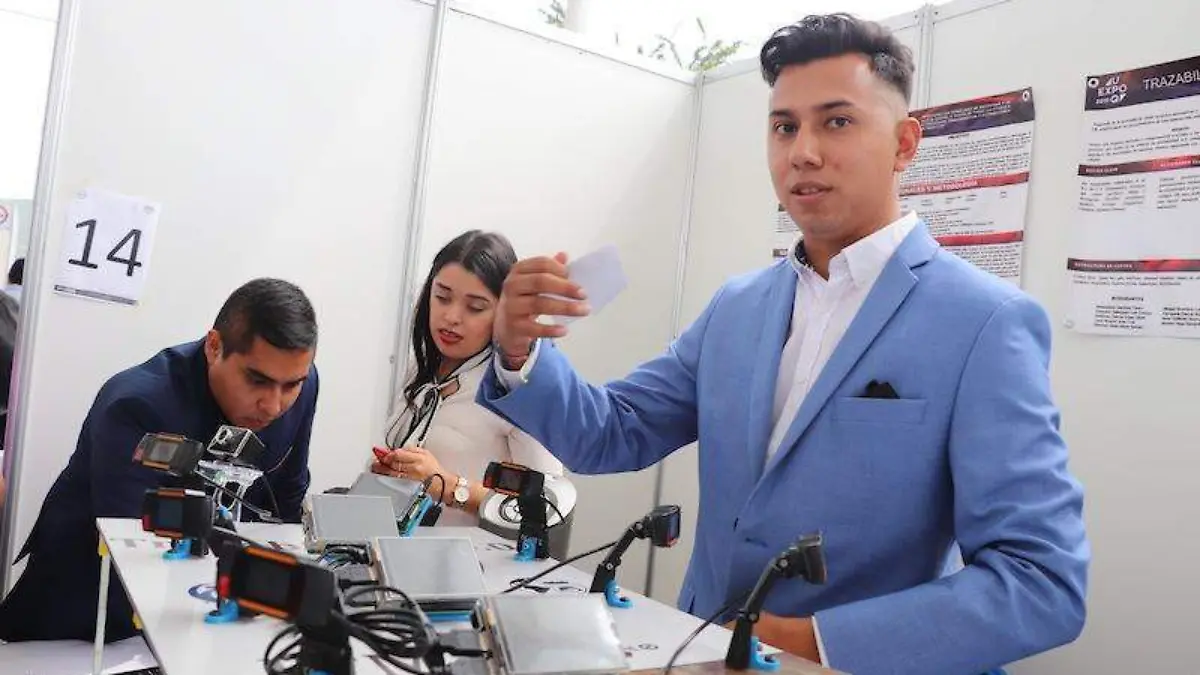 expo-upq-impulsa-proyectos-de-ciencia-y-tecnologia-en-queretaro-3