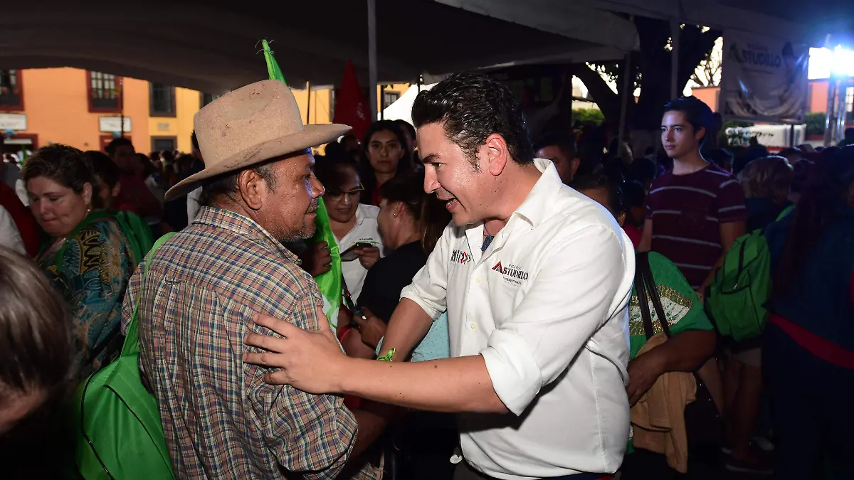 LA GENTE