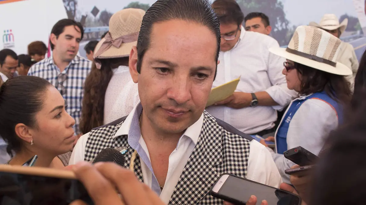 Francisco Dom_nguez Servi_n, gobernador del estado.