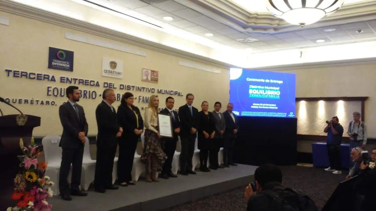 c44c64ae-f625-4b1a-b453-17c25a69608f