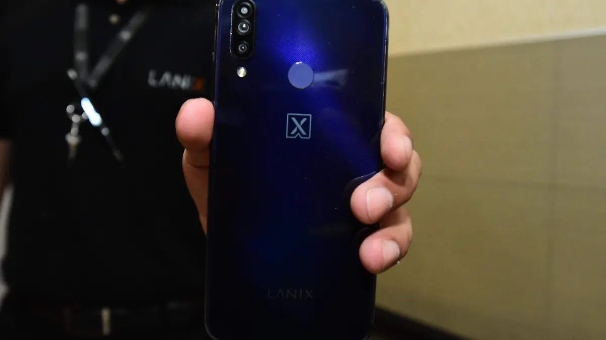 Lanix es