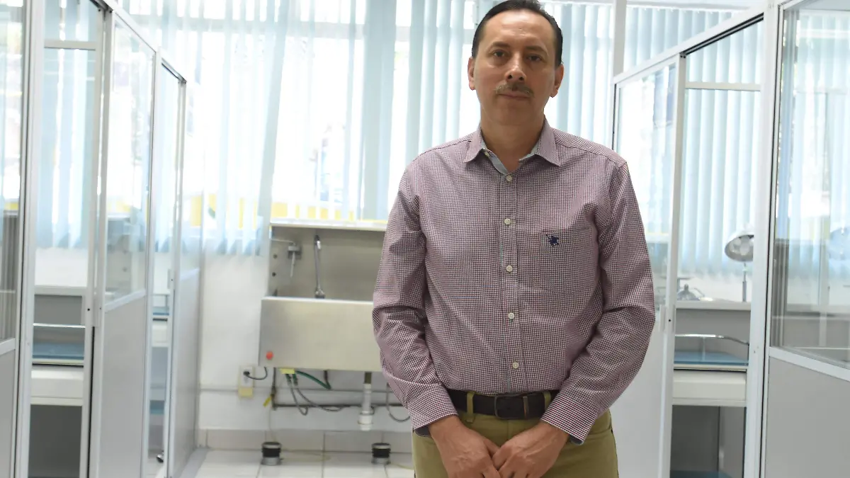 190814_VETERINARIO SALVADOR NARTINEZ  CIRUJIA ORTOPEDICA UAQ _YLM (4)