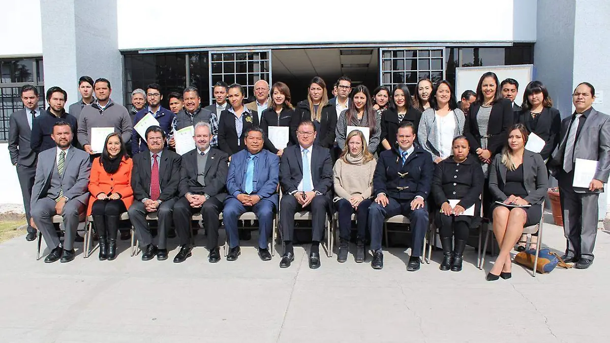 LOS 44 EMPRENDENDORES